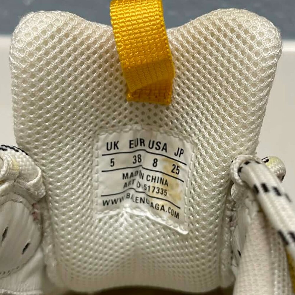 Balenciaga triple S sneakers - Picture 15 of 16
